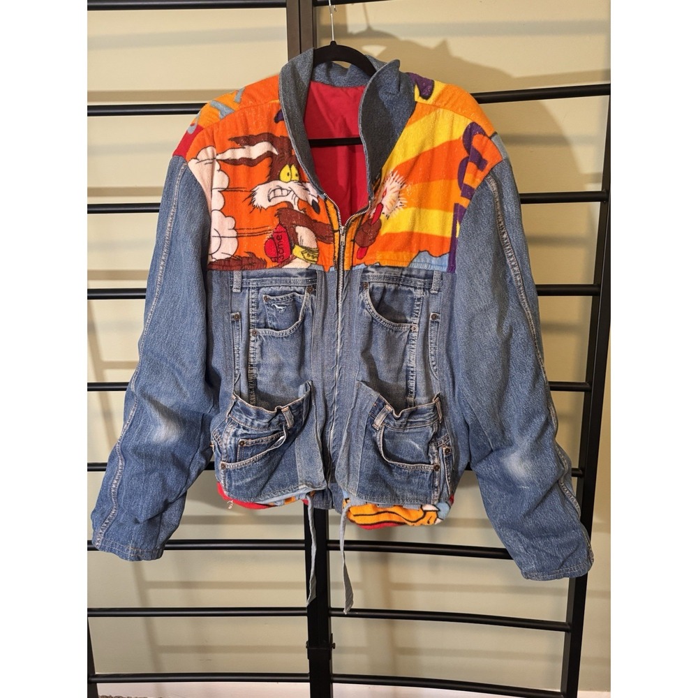 Vintage Too Cute Looney Tunes Road Runner Wile E Coyote Terry Denim Jacket 90s